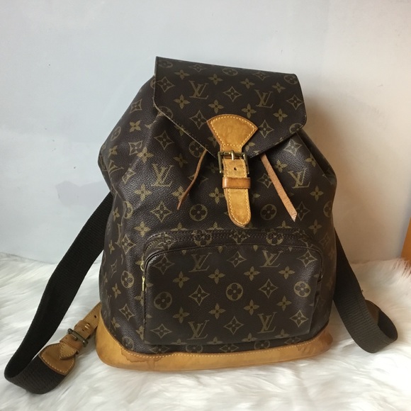 Louis Vuitton Handbags - 100% Authentic Louis Vuitton  1996 Montsouris GM
